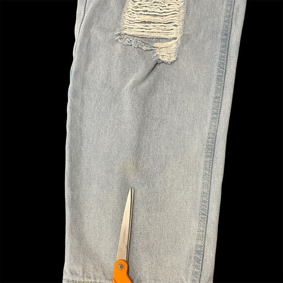 Dance & Marvel Denim Jeans Light Wash Distressed Loose Fit Women’s Size Small - Picture 8 of 10